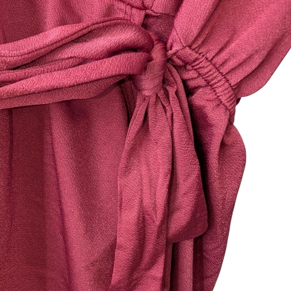 A.U.W. WOMEN'S BURGUNDY ELEGANT V-NECK BLOUSE WITH TIE DETAIL SIZE XL - Picture 6 of 11